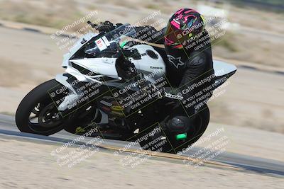 media/Oct-02-2025-Racers Edge (Thu) [[2c91cb6ab3]]/3-B Group/Session 1-Turn 9 Inside (1020am)/